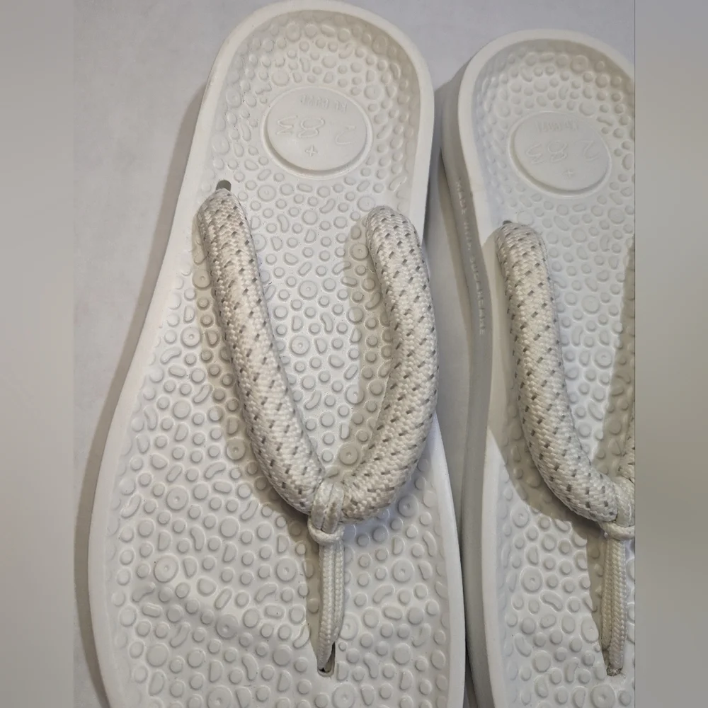 ALLBIRDS Sandals White Blizzard Sugar Zeffers Flip Flops Women's Size US 9.5 EUC - Picture 7 of 13
